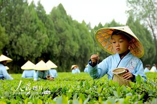 阿媒：拉维奇在家中意外受伤&肩胛骨骨折，目前正在医院休养